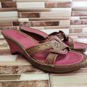 Indigo by Clarks Clogs Womens 7.5 Slip On High Heel Sandal Wedge Heel Brown Pink